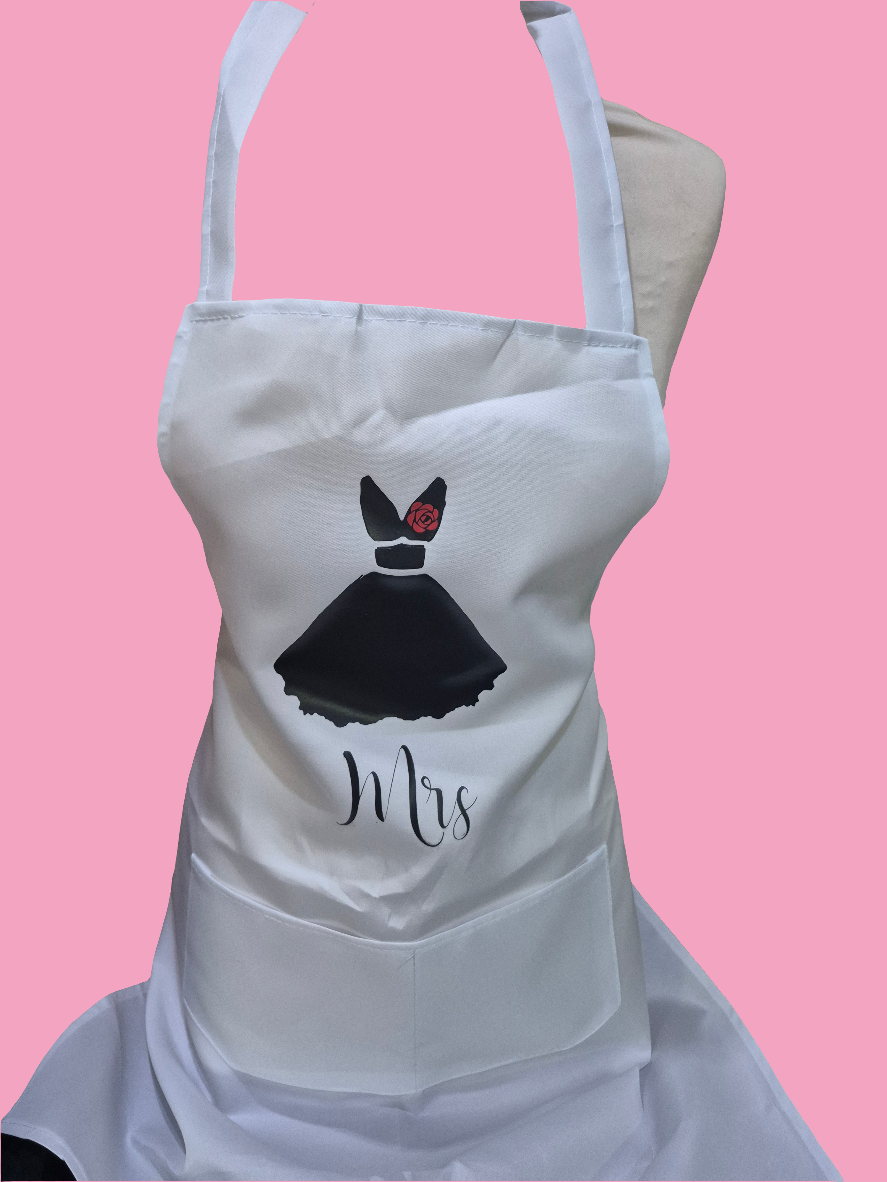 Wedding Apron - Mr and Mrs, Bride Apron, Bride Gifts, Personalised Bride Apron, Wedding Day Apron, Groom Apron
