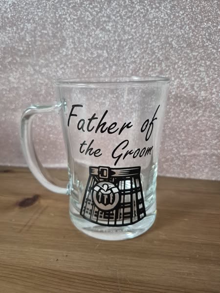 Scottish Kilt Themed Pint Glass / Best Man Glass / Groomsman Gift / Wedding Gift / Usher Gift / Pint / Prom / Father of the Bride/Groom