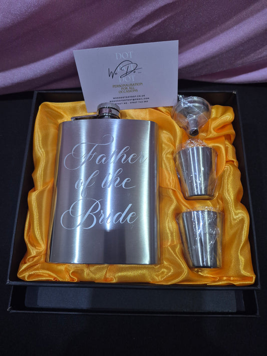 Personalised 6oz Hip Flask Custom Wedding Favour | Custom Wedding Gift Idea for Groomsman,Best Man etc,Wedding Gift Keepsake